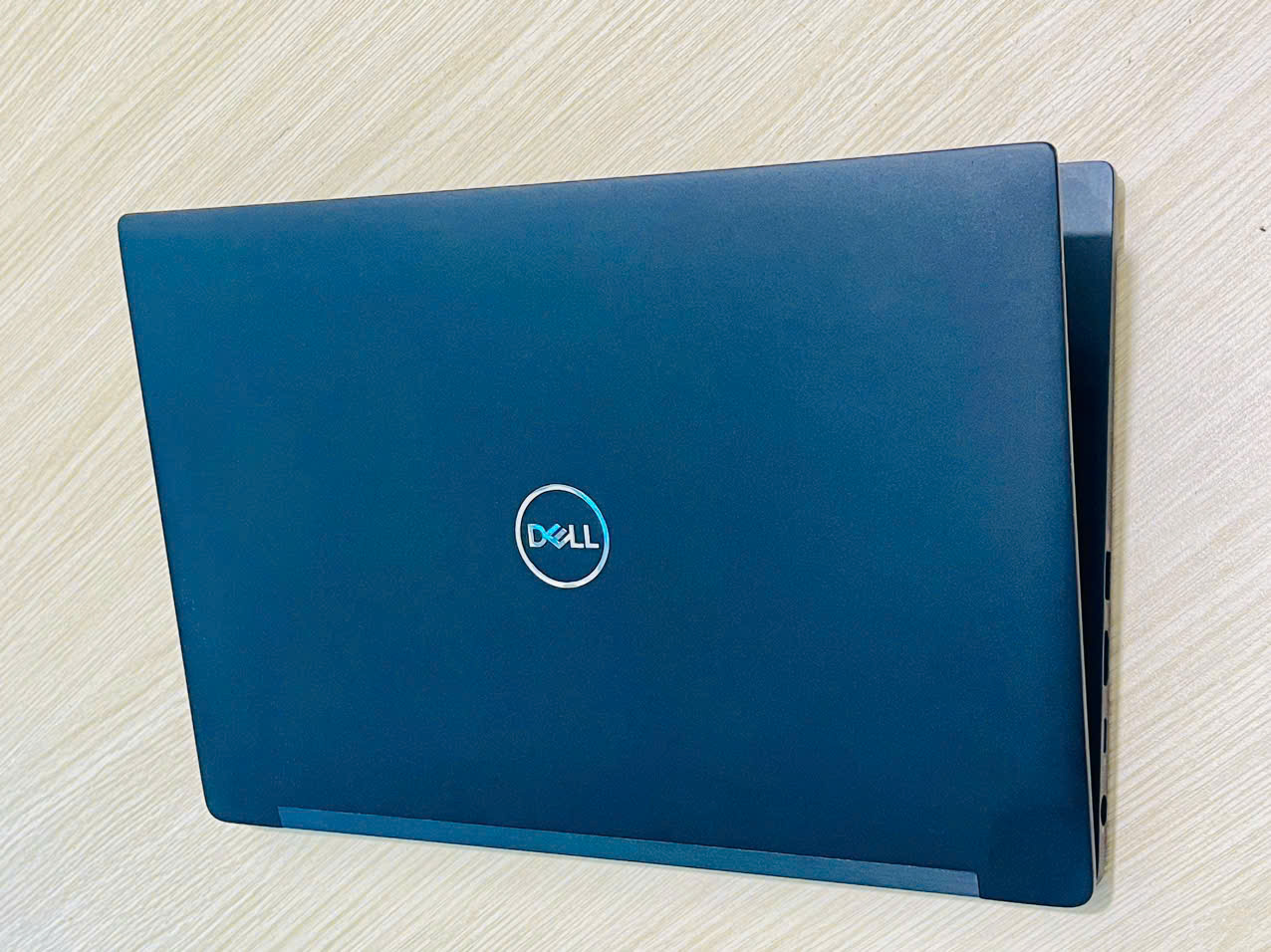 laptop cũ dell e7390